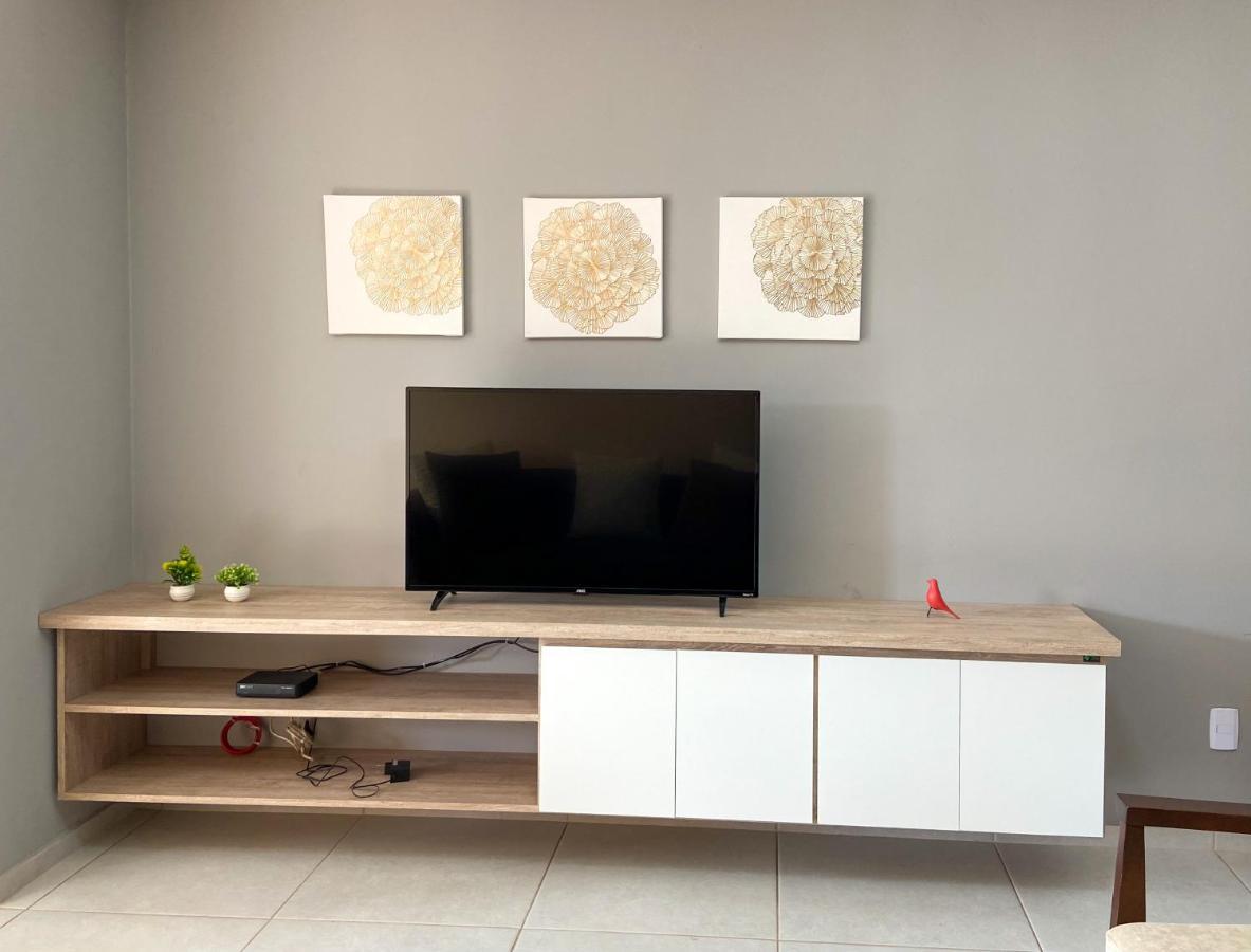 Apartment Dois Quartos Com Varanda - Super Espacoso Barra do Pirai